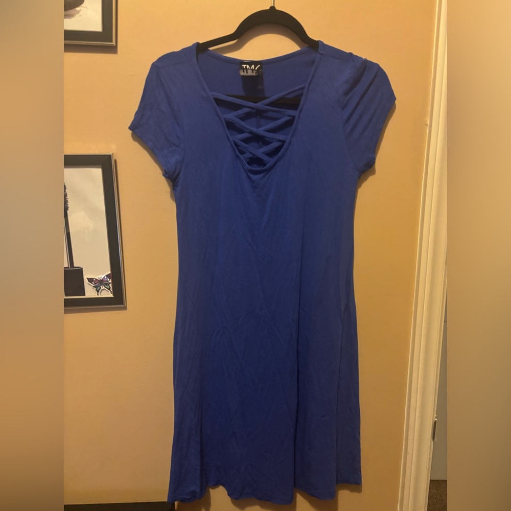 Elegant Blue Crisscross Dress